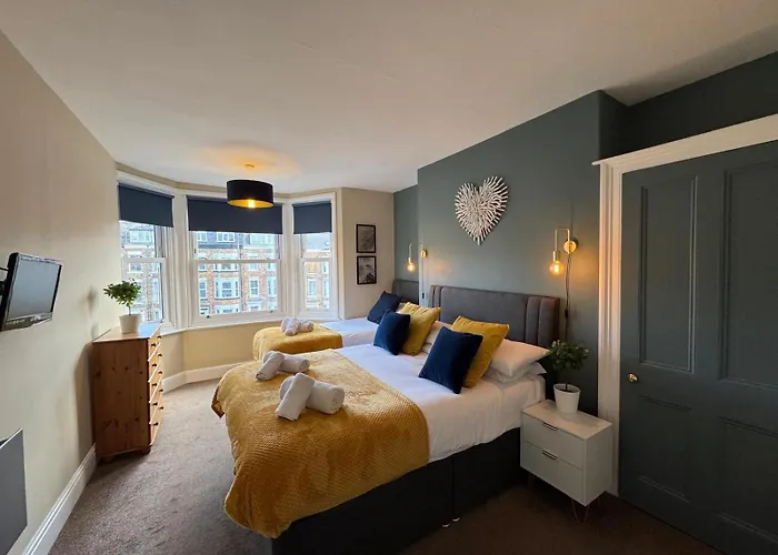 45 The Square Holiday Apartments, Scarborough