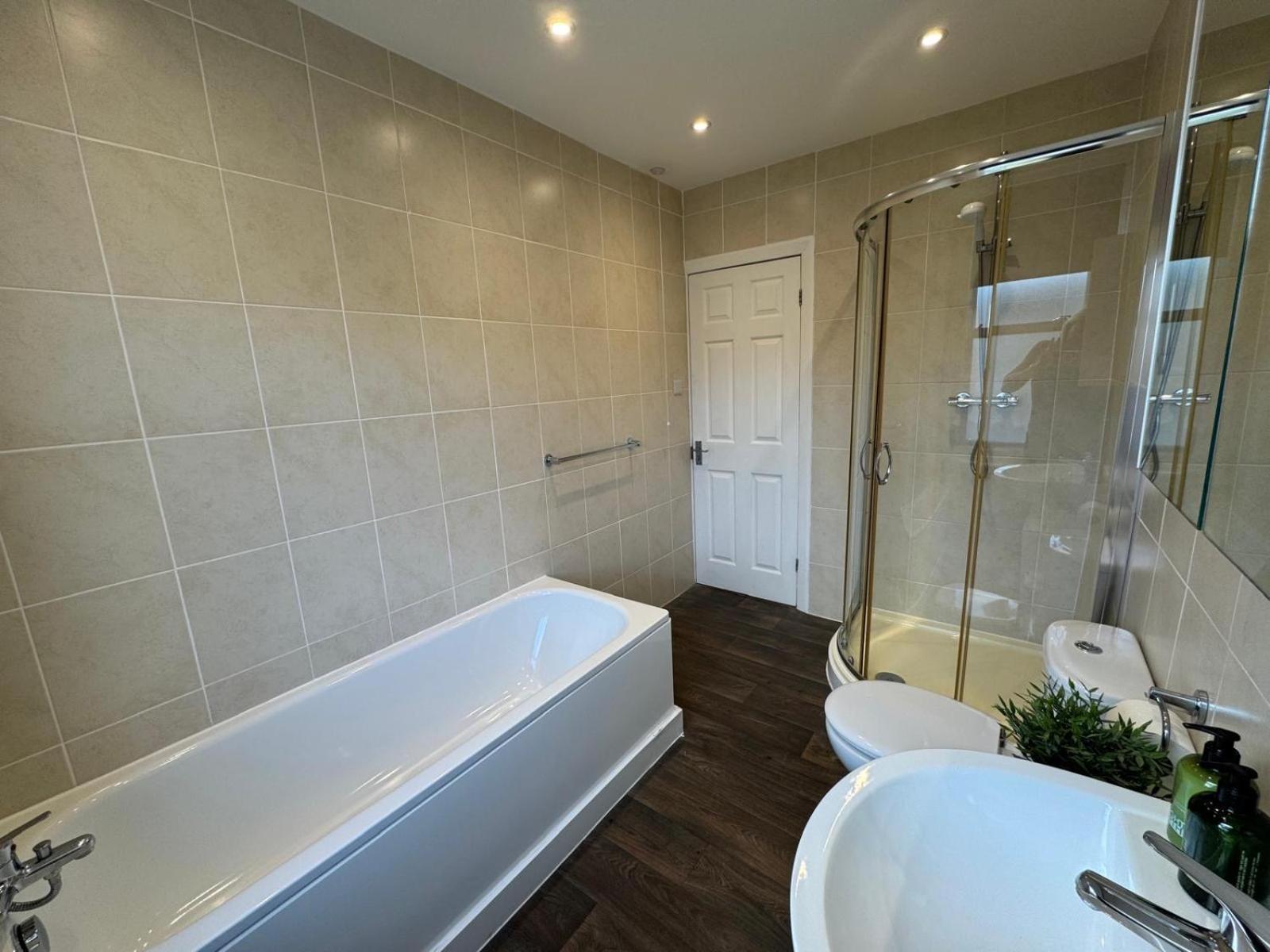 45 The Square Apartments, Scarborough